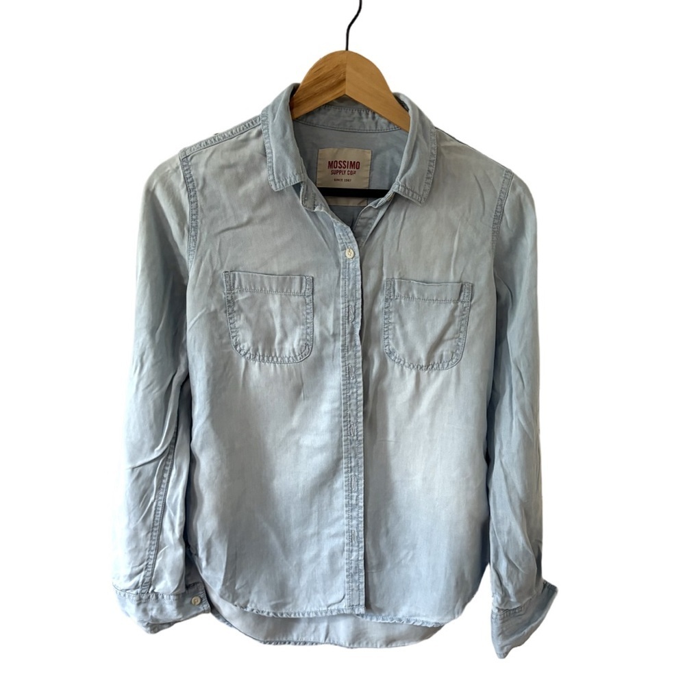 Classic Chambray denim button down